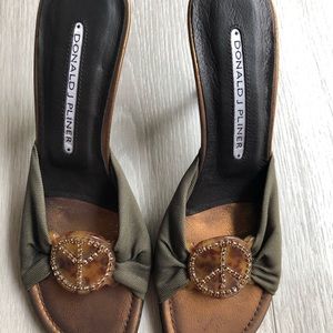 Donald Pliner heels